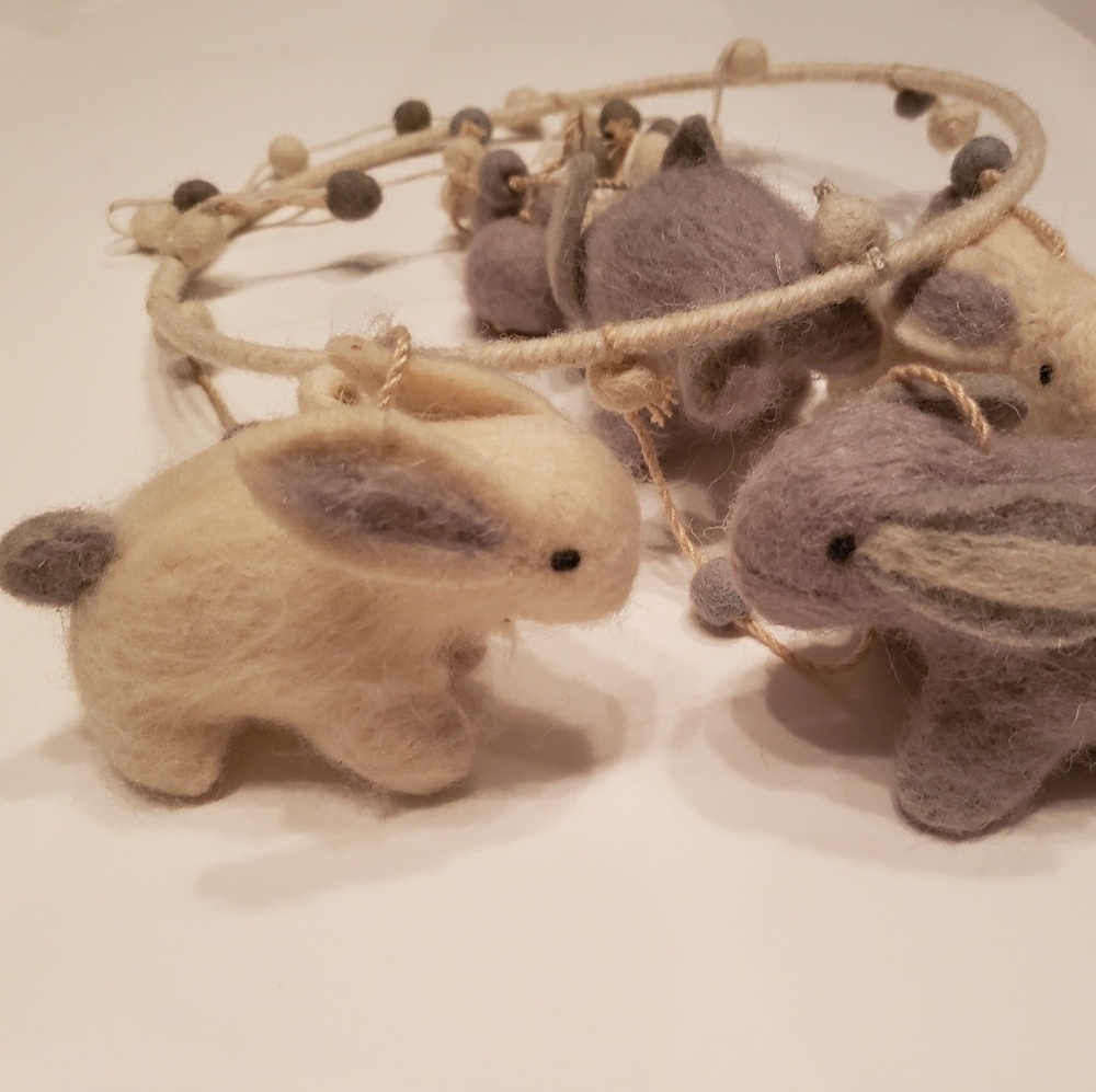 Bunny Trails Hanging Crib Toy